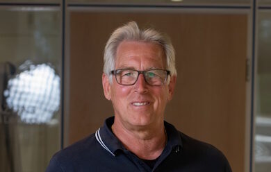 Portraitfoto von Jörg Eggers vom Autohaus Erdmannsky in Celle